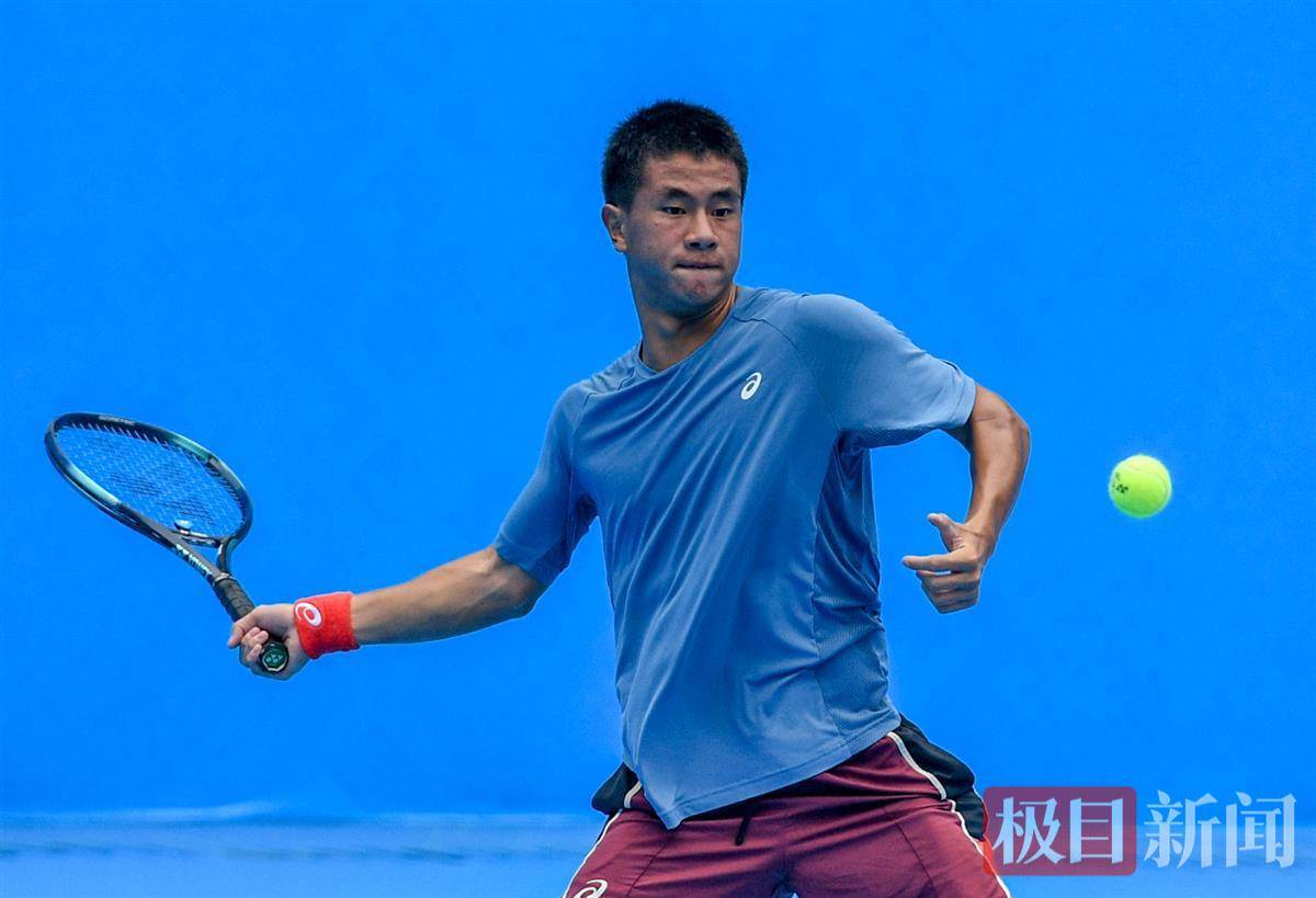 尔期间多次 尔期间多次