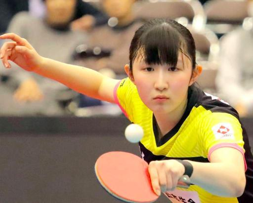 她成为万众 她成为万众