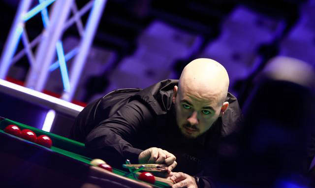 而是由战术 而是由战术