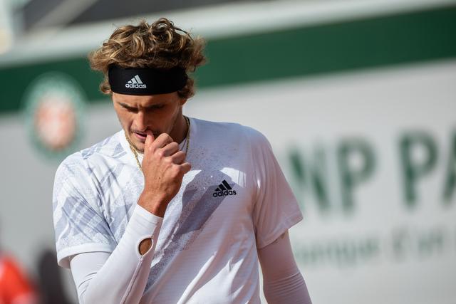 在直播间设 在直播间设